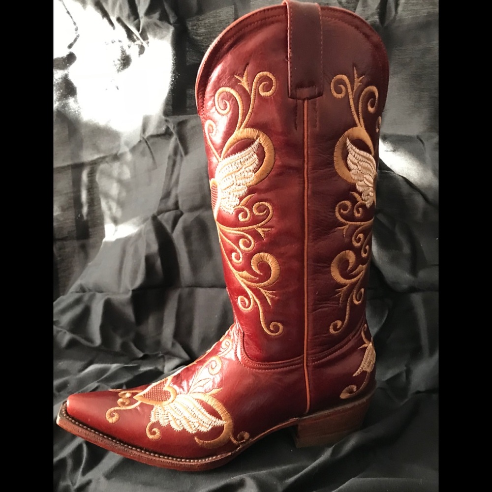 New W size 6, custom made, Lane cowgirl boots.